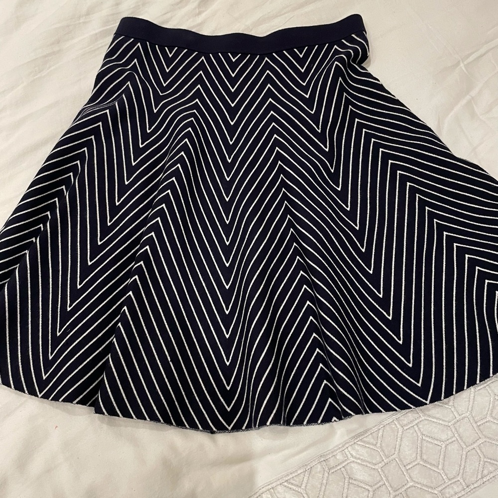 *Never Worn* Carmen Marc Valvo Knit Skirt